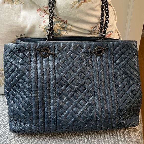 Bottega Veneta Double Chain Tote Stitched Intrecciato Calfskin Medium - Picture 3 of 16